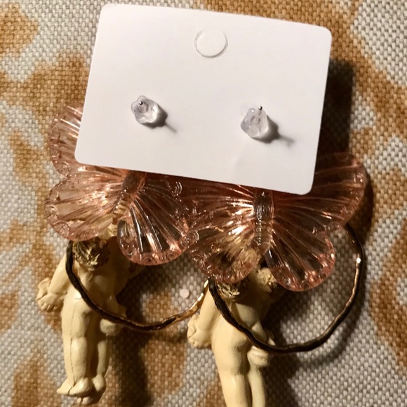 Gorgeous cherub earrings new! - Picture 2 of 4